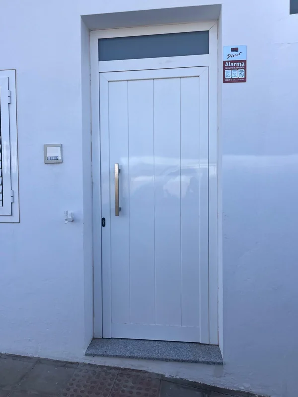 CERRAJERÍA Y PUERTAS FUERTEVENTURA: peatonales cerrajeria y puertas fuerteventura